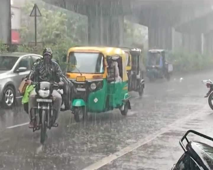 Gujarat Rain Alert: ગુજરાત રાજ્યમાં આગામી પાંચ દિવસ દરમિયાન વ્યાપક વરસાદની શક્યતા હવામાન વિભાગે વ્યક્ત કરી છે.