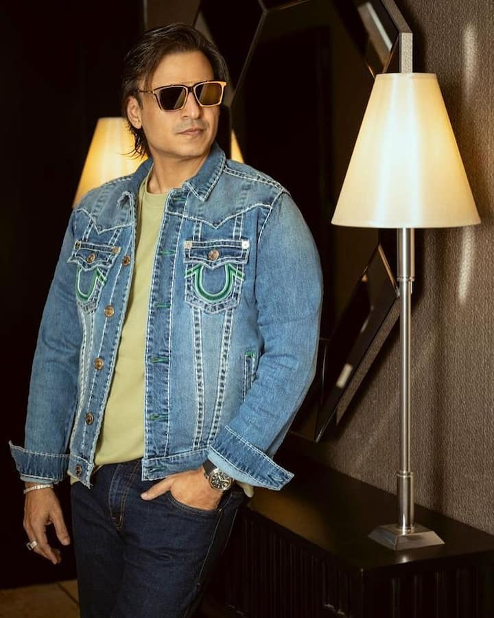 फराह खान के टॉक शो तेरे मेरे बीच में की बातचीत के दौरान विवेक इस पूरे वाकये पर खुलकर बोले थे. इस दौरान उन्होंने कहा था कि हां अब मैं मानता हूं कि प्रेस कॉन्फ्रेंस करके मैंने गलती कर दी थी. मुझे मर्दों की तरह सामने जाकर पूछना चाहिए था कि आखिर क्या प्रॉब्लम है. तुम मारपीट करना चाहते हो तो चलो करो.