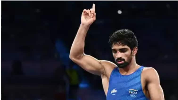 Nearly 5 kgs lost in 10 hours How Aman Sehrawat worked overnight to get ready for his bronze medal match Paris Olympics 2024: 10 గంటల్లో 4.5 కిలోలు తగ్గిన అమన్‌, కంటి మీద కునుకు లేకుండా రాత్రంతా కసరత్తులు