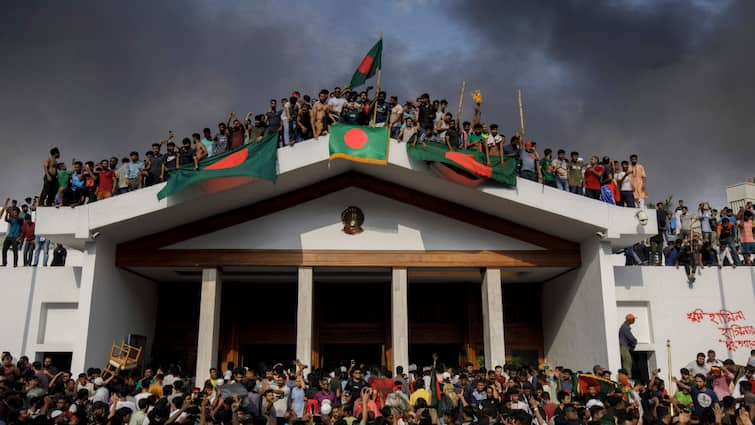 Bangladesh Unrest: President Appoints New Chief Justice, Yunus Appeals For Communal Unity Bangladesh Unrest: President Appoints New Chief Justice, Muhammad Yunus Appeals For Communal Unity