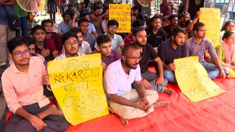 RG Kar Medical Student Death Amid Protests all over West Bengal Health Department issues orders of doctors RG Kar News: চিকিৎসকদের কর্মবিরতিতে শিকেয় পরিষেবা, পদক্ষেপ করল স্বাস্থ্য দফতর