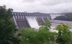નર્મદા ડેમના નવ દરવાજા ખોલવામાં આવ્યા, નદી કાંઠાના ગામોને એલર્ટ કરાયા