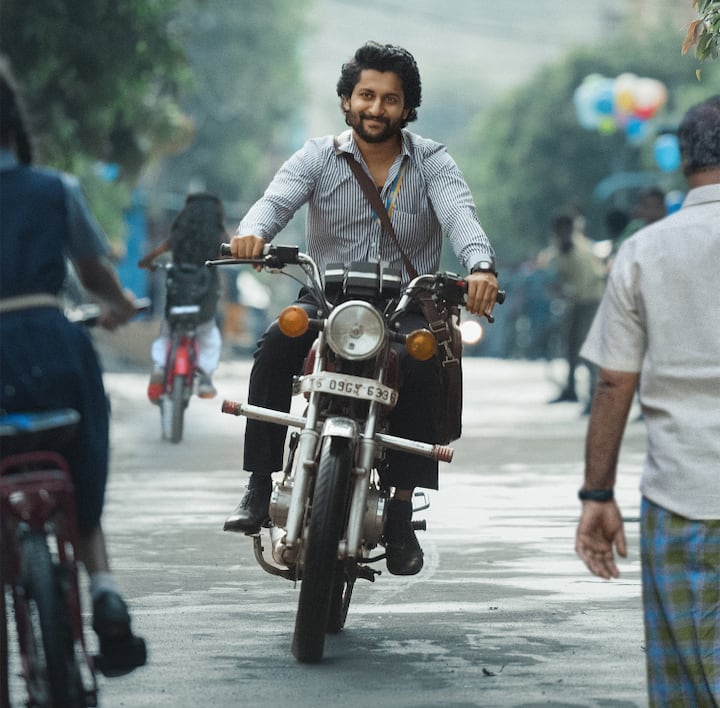 Nani's Saripodhaa Sanivaaram Movie Trailer Release Date: న్యాచురల్ స్టార్ నాని కథానాయకుడిగా వివేక్ ఆత్రేయ దర్శకత్వంలో తెరకెక్కుతున్న సినిమా 'సరిపోదా శనివారం'. ఈ నెలాఖరున సినిమా థియేటర్లలో విడుదల కానుంది. మరి, ట్రైలర్ రిలీజ్ ఎప్పుడో తెలుసా? ఆగస్టు 13న! ఈ మంగళవారం ట్రైలర్ రిలీజ్ అన్నమాట!