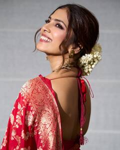 Malavika Mohanan : తమిళ ఫ్యాన్స్​ ప్రేమకి ఫిదా అయ్యానంటోన్న బ్యూటీ.. మాళవిక మోహనన్ లేటెస్ట్ పోస్ట్ చూశారా?