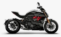 Acceleration Bikes : மின்னல் போல் விரைந்து செல்லும் அதிவேக ஆக்ஸிலேட்டர் கொண்ட சூப்பர் பைக்குகள்!