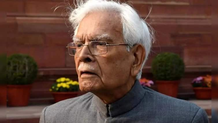 Tributes Pour In After Death Of Ex-EAM Natwar Singh; PM Modi Remembers His  Contributions To Diplomacy Tributes Pour In After Death Of Ex-EAM Natwar Singh; PM Modi Remembers His  Contributions To Diplomacy