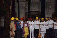 Keshavrao Bhosale Natyagruha : मुख्यमंत्री एकनाथ शिंदे, उपमुख्यमंत्री अजितदादांकडून केशवराव भोसले नाट्यगृहाची पाहणी