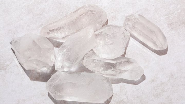 Using Crystals: Crystals help in balancing and holding the energy of Lion’s Gate Portal. These crystals can help in manifesting with a strengthened intention. You can use Clear Quartz to amplify the energy of other crystals, enhance inner wisdom, and support spiritual practices, Tiger's eye which is ideal for encouraging bold new beginnings and boosting focus and determination, Rose quartz which opens the heart chakra, fosters love and positive change, and clears away negative energ or Citrine which attracts joy and abundance. Amethyst, Selenite, Black Tourmaline and Pyrite are a few other crystals that can be used during the Lion’s Gate Portal. (Image Source: Pinterest/Etsy)