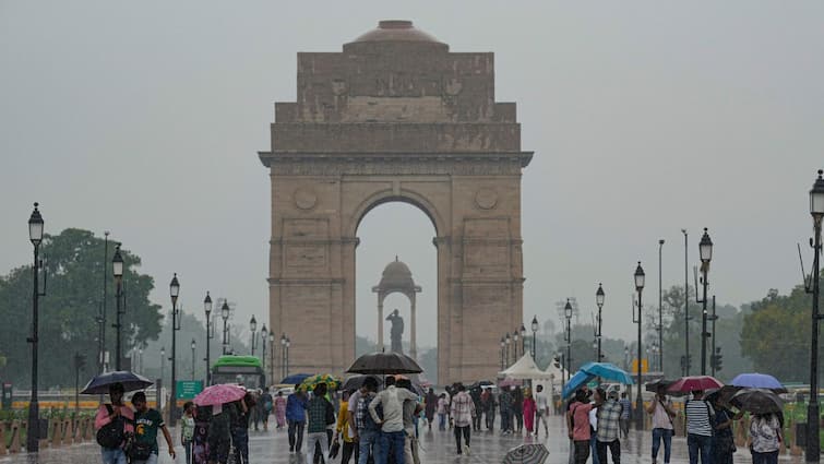 Weather Updates Delhi North India UP Haryana Punjab Chandigarh Rajasthan Rainfall IMD IMD Updates: Rains Lash Parts Of Delhi, More Showers Likely As 'Yellow Alert' Issued. Check Forecast