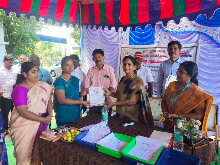 first phase of setting up management committees started  407 government primary schools. இதெல்லாம் உங்கள் வேலைதான்...! மேலாண்மை குழு உறுப்பினர்களுக்கு ஆட்சியர் கூறிய அறிவுரை