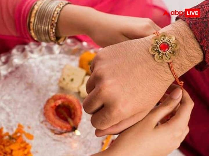 Choose the color according to the zodiac sign, know which color is auspicious for which zodiac sign Raksha Bandhan 2024:  રાશિ મુજબ કલર પસંદ કરી બાંધો રાખડી, જાણો  કઇ રાશિ માટે ક્યો રંગ શુભ