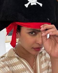 Priyanka Chopra ने सेट पर की फैमिली संग मस्ती, Nick Jonas संग खेलती दिखीं Malti Marie... देखें तस्वीरें