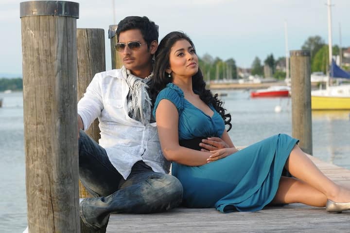 கோகுல் இயக்கத்தில் ஜீவா நடித்து வெளிவந்த ரௌத்திரம் படம் வெளியாகி இன்றுடன் 13 ஆண்டுகளை நிறைவு செய்கிறது.