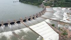 மேட்டூர் அணையின் நீர்வரத்து அதிகரிப்பு - மீண்டும் திறக்கப்பட்ட உபரிநீர்