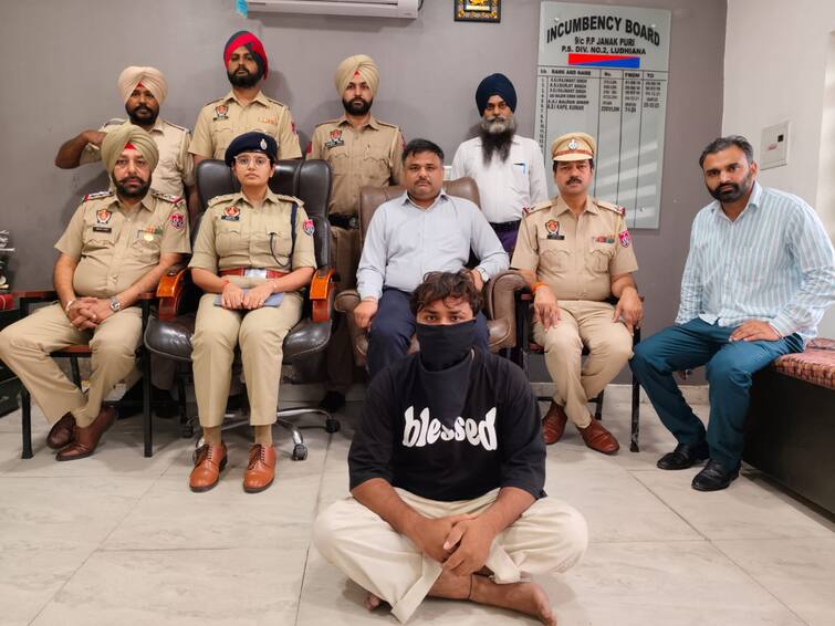 Big success of Punjab Police Suspect arrested in VHP leaders murder case Punjab News: ਪੰਜਾਬ ਪੁਲਿਸ ਦੀ ਵੱਡੀ ਕਾਮਯਾਬੀ ! VHP ਆਗੂ ਦੇ ਕਤਲ ਕੇਸ਼ 'ਚ ਸ਼ੱਕੀ ਗ੍ਰਿਫ਼ਤਾਰ, NIA ਕਰ ਰਹੀ ਮਾਮਲੇ ਦੀ ਜਾਂਚ