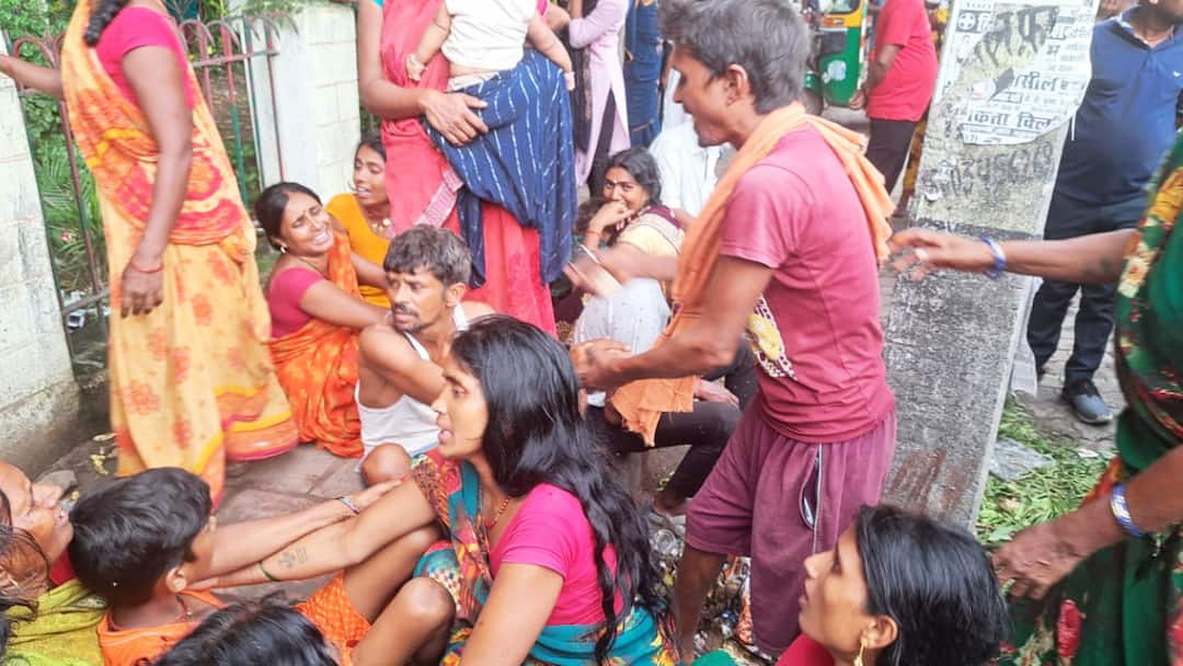 Jehanabad News: सावन की सोमवारी पर जहानाबाद के सिद्धेश्वर नाथ में हादसा, भगदड़ से 7 की मौत Bihar Jehanabad 7 Killed in Stampede in Siddheshwar Nath Temple Barabar Pahar Banavar ANN Jehanabad News: सावन की सोमवारी पर जहानाबाद के सिद्धेश्वर नाथ में हादसा, भगदड़ से 7 की मौत