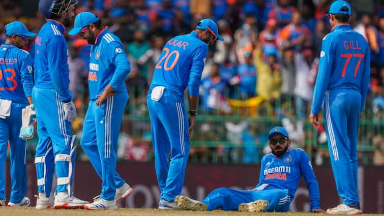 Michael Vaughan were trying to teases Indian Cricket Team for ODI lost against Sri Lanka Wasim Jaffer gave savage reply टीम इंडिया की हार का मज़ाक उड़ा रहा था इंग्लैंड का पूर्व कप्तान, भारतीय दिग्गज ने 'मुंहतोड़' जवाब देकर बंद की बोलती