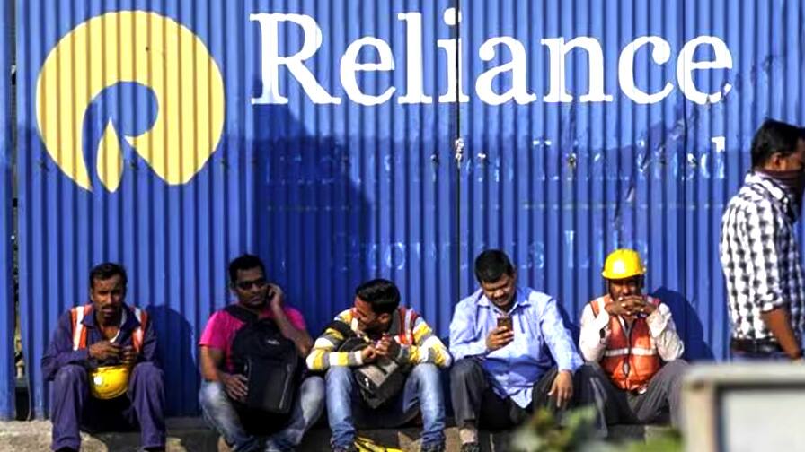 Reliance Workforce: Retrenchment of 42 thousand employees in Reliance Industries, the report came out Reliance Workforce: ਰਿਲਾਇੰਸ ਇੰਡਸਟਰੀਜ਼ 'ਚ 42 ਹਜ਼ਾਰ ਕਰਮਚਾਰੀਆਂ ਦੀ ਛਾਂਟੀ, ਰਿਪੋਰਟ ਆਈ ਸਾਹਮਣੇ
