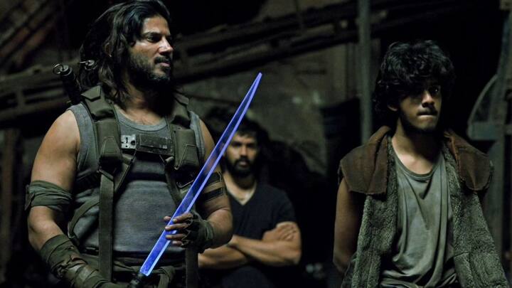 భారీ కలెక్షన్లతో ఈ చిత్రం రికార్డులు క్రియేట్ చేసింది. తెలుగు సినీ ప్రేక్షకులు మాత్రమే కాకుండా.. ఇండియాలోని ప్రతి మూవీ లవర్​ చిత్రానికి విజయాన్ని అందించారు. (Images Source : Instagram/kalki2898Ad)