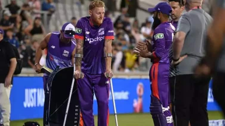 Ben Stokes hamstring Injury while in The Hundred he went out from stadium with others help ENG vs SL test series Ben Stokes Injury: बेन स्टोक्स को लगी भयंकर चोट, सहारा लेकर गए मैदान से बाहर; श्रीलंका सीरीज़ पर मंडराया खतरा