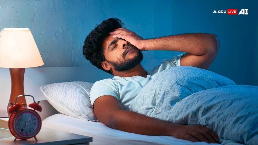 नींद की कमी के कारण इम्युनिटी हो जाती है कमजोर, इन बीमारियों का बढ़ जाता है खतरा hidden dangers of sleep deprivation with our article on five critical ways lack of sleep can negatively impact your health नींद की कमी के कारण इम्युनिटी हो जाती है कमजोर, इन बीमारियों का बढ़ जाता है खतरा