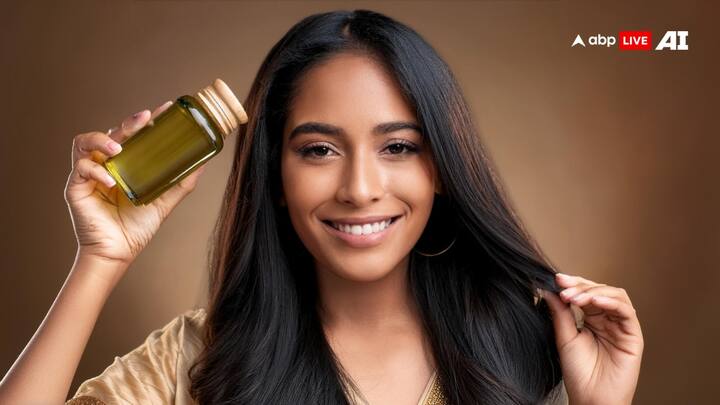 Hair Care Tips: बरसात के मौसम में अगर आपके बाल भी रूखे और बेजान होने लगे हैं, तो आप घी का इस्तेमाल कर सकते हैं. यह बालों के स्वास्थ्य के लिए किसी वरदान से काम नहीं है.