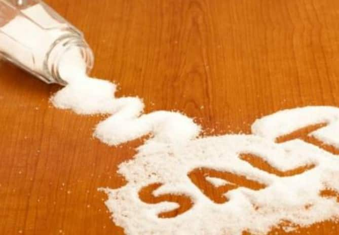 microparticles found in all brands of salt and sugar sold in india study  Shocking: ભારતમાં વેચાતી તમામ બ્રાન્ડના મીઠું અને ખાંડમાં માઈક્રોપ્લાસ્ટિક મળ્યું, સ્ટડીમાં ચોંકાવનારો ખુલાસો 