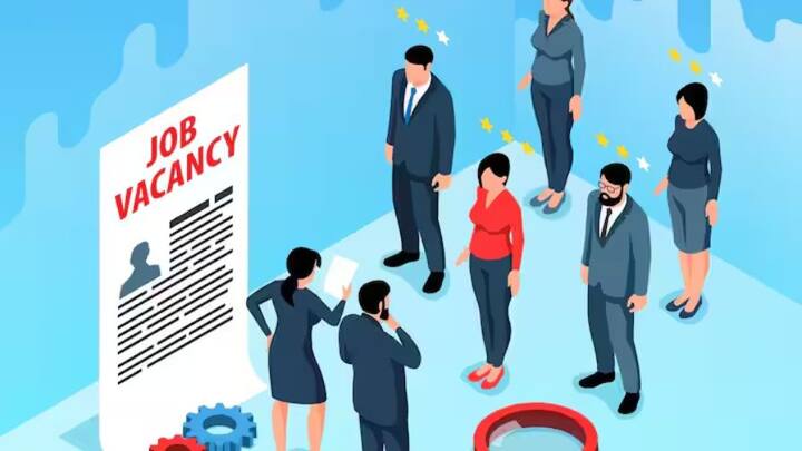 ਪਹਿਲਾਂ ਅਪਲਾਈ ਕਰਨ ਦੀ ਆਖ਼ਰੀ ਤਰੀਕ 10 ਅਗਸਤ ਸੀ, ਜਿਸ ਨੂੰ ਹੁਣ ਵਧਾ ਕੇ 30 ਅਗਸਤ ਕਰ ਦਿੱਤਾ ਗਿਆ ਹੈ। ਇਸ ਦਿਨ ਸ਼ਾਮ 5 ਵਜੇ ਤੱਕ ਫਾਰਮ ਭਰੇ ਜਾ ਸਕਦੇ ਹਨ। ਇਸੇ ਤਰ੍ਹਾਂ ਹੁਣ ਫੀਸ ਭਰਨ ਦੀ ਆਖਰੀ ਮਿਤੀ 2 ਸਤੰਬਰ 2024 ਤੱਕ ਵਧਾ ਦਿੱਤੀ ਗਈ ਹੈ।