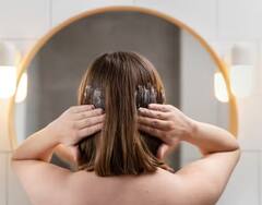 Hair Care Tips: ਮਾਨਸੂਨ 'ਚ ਆਪਣੇ ਵਾਲਾਂ ਨੂੰ ਖੂਬਸੂਰਤ ਰੱਖਣ ਲਈ ਲਾਓ ਘਿਓ, ਹੋਣਗੇ ਕਈ ਫਾਇਦੇ