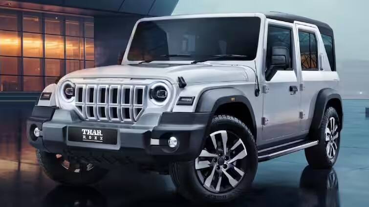 Launching Soon New mahindra thar roxx colors revealed white black colour specifications features 15 august 2024 launching Mahindra Thar ROXX: વ્હાઇટની સાથે સિલ્વર ગાર્નિશ, પહેલીવાર જોવા મળ્યા Thar Roxx ના કલર, અહીં જુઓ ઝલક