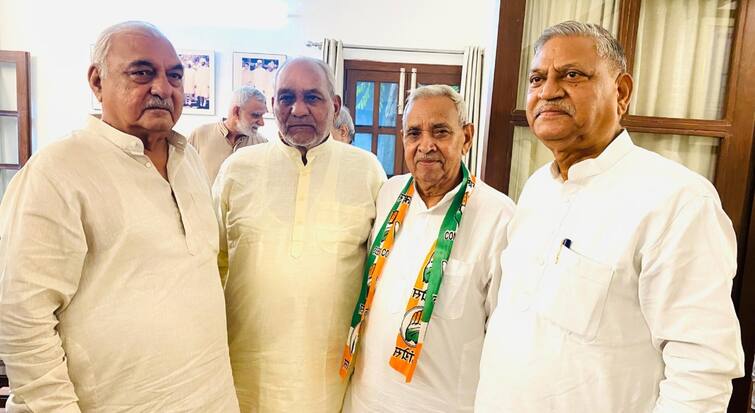 Master Jogiram Joins Congress Bhupinder Singh Hooda Ahead of Haryana Assembly Election 2024 हरियाणा विधानसभा चुनाव से पहले राजनीतिक हलचल, पूर्व MLA मास्टर जोगीराम कांग्रेस में शामिल