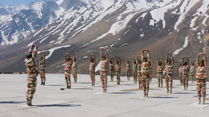 इस भर्ती अभियान के जरिए कुल 202 पद भरे जाएंगे. जिनमें कॉन्स्टेबल (कारपेंटर) के 71 पद,कॉन्स्टेबल (प्लंबर) के 52 पद, कॉन्स्टेबल (राजमिस्त्री) के 64 पद और कॉन्स्टेबल (इलेक्ट्रीशियन) के 15 पद शामिल हैं.