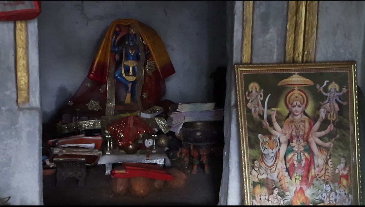 Mystery Temple: కరీంనగర్ జిల్లాలో ఆ చారిత్రక ఆలయంలో ఏం జరుగుతోంది, ఎందుకు మూతపడింది!