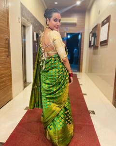 10 साल बाद बीमार पति को छोड़कर घर से भागी, बॉयफ्रेंड ने किया चीट, फिर 41 की उम्र में दुल्हन बनीं टीवी की ये पॉपुलर 'वैम्प'