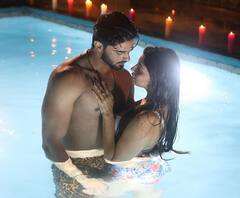 Akanksha Puri : આકાંક્ષા પૂરીએ સ્વિમિંગ પૂલમાં બિકિનીમાં આપ્યા હોટ પોઝ, તસવીરો વાયરલ