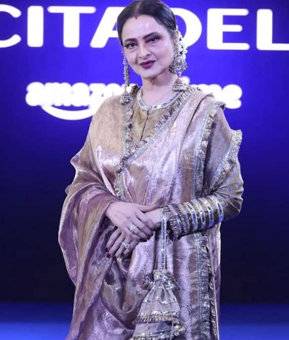 रेखा ने आगे खुलासा किया था कि जब वे लंदन में हनीमून मनाने गए थे उसी दरान उन्हें मुकेश संग अपने रिश्ते के फर्क के बारे में पता चल गया था.