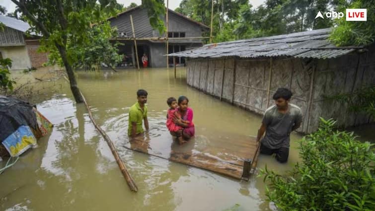 Flood Jihad: क्या होता है बाढ़ जिहाद? जिसे लेकर असम के सीएम ने यूनिवर्सिटी पर लगाया आरोप What is flood jihad regarding which Assam CM accused the university Flood Jihad: क्या होता है बाढ़ जिहाद? जिसे लेकर असम के सीएम ने यूनिवर्सिटी पर लगाया आरोप