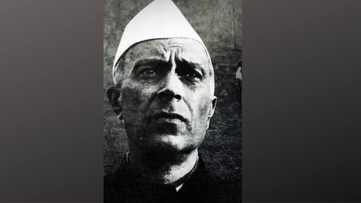 নেহরু ভাষণে বলেন, 