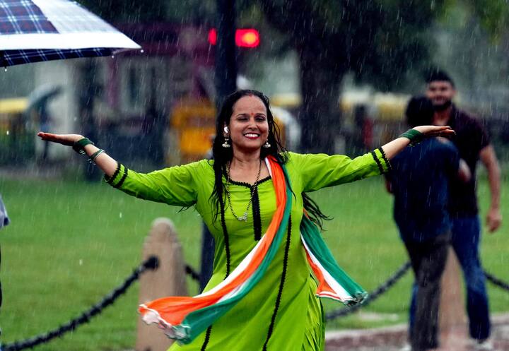 भारत मौसम विज्ञान विभाग (आईएमडी) के अनुसार सफदरजंग वेधशाला ने मंगलवार (13 अगस्त) की सुबह तक 20.2 मिमी बारिश दर्ज की.