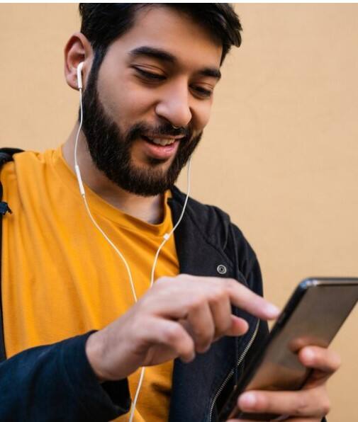 BSNL ਦੇ ਇਸ ਸ਼ਾਨਦਾਰ ਪਲਾਨ 'ਚ ਮਿਲੇਗਾ 3300GB ਡਾਟਾ, ਖੂਬ ਚਲਾਓ ਇੰਟਰਨੈੱਟ!