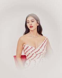 Nabha Natesh: ట్రెండీ లుక్ లో ‘డార్లింగ్’ బ్యూటీ, అదిరిపోయే ఫోజులతో ఆకట్టుకుంటున్న నభా నటేష్