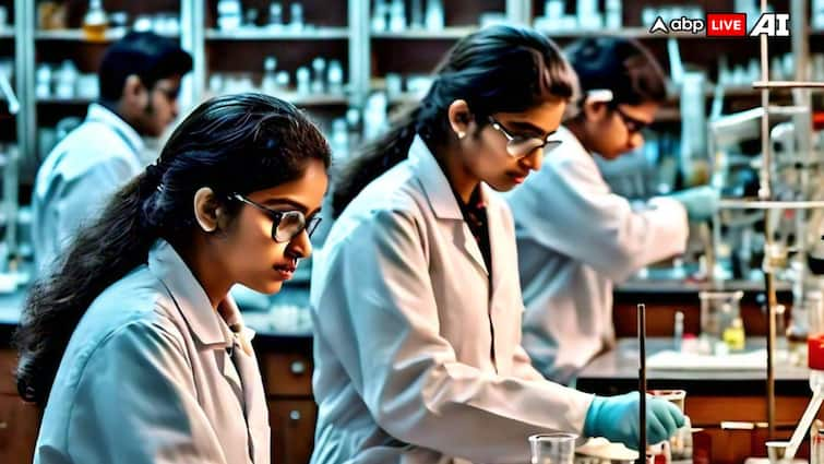 Top Pharmacy Institute of India Fees How Students Get Admission in Jamia Hamdard NIRF Ranking कैसे मिलता है देश के टॉप फार्मेसी इंस्टीट्यूट में एडमिशन, कितनी देनी होती है फीस?