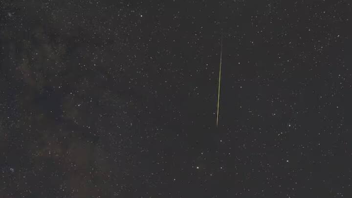 આ ઉલ્કાવર્ષા દક્ષિણ પૂર્વ તુર્કિયેના માઉન્ટ નેમરુતના ઉપરના વિસ્તારોમાં જોવા મળ્યું હતું. આ દરમિયાન અહીં પ્રાચીન શિલ્પો પણ જોવા મળ્યા હતા. આ શિલ્પો 7000 ફૂટની ઉંચાઈ પર સ્થિત છે, જે એક સમાધિમાં બનેલા છે. આકાશના તારાઓના પ્રકાશમાં આ શિલ્પો ખૂબ જ સુંદર લાગતા હતા.