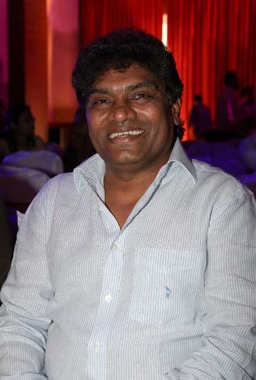 'कहो ना प्यार है', 'दुल्हन हम ले जाएंगे', 'फिर भी दिल है हिंदुस्तानी', 'बादल', 'दिल ही दिल में', 'दीवाने', 'हमारा दिल आपके पास है', 'फिजा', 'शिकारी', 'खतरनाक', 'आगाज' और 'राजू चाचा' जैसी फिल्में रिलीज हुईं.