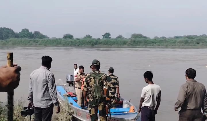 NSG, SPG, NIA have further strengthened security from land, water and sky. Especially considering the threat of aerial attack, drones, gliders, battery operated aircrafts, para jumping flights, hot air balloons have been banned.