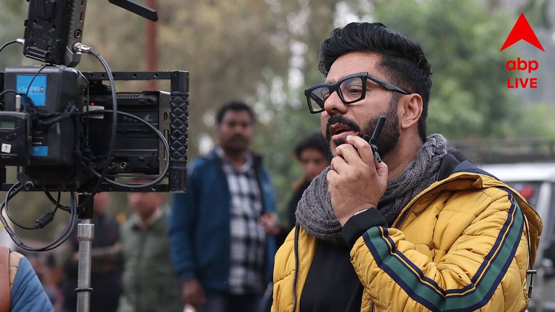 Raj Chakrabarty talks about Yuvaan and Yalini working with Subhasree and Abir Entertainment News Tollywood Raj Chakrabarty: ছোটবেলায় লুকিয়ে পড়েছি বুদ্ধদেব গুহ, এমন গোঁড়ামি নিয়ে ইউভান-ইয়ালিনিকে বড় করব না