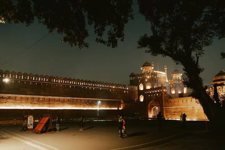 આ ઇમારત યુનેસ્કોની વર્લ્ડ હેરિટેજ યાદીમાં પણ સામેલ છે. તેને ભારતની સૌથી ખાસ ઈમારત કહેવું ખોટું નહીં હોય