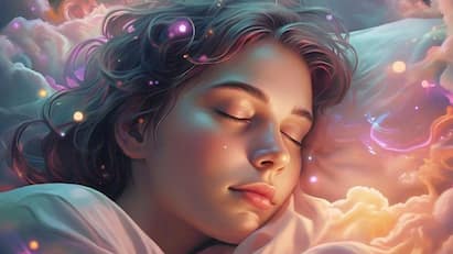 Do you know the benefit of an unexpected person in a dream details Unexpected Person In Dream: நினைக்காத நபர் கனவில் வந்தால் என்ன பலன் தெரியுமா?