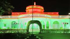 Independence Day 2024: आजादी के जश्न में डूबा आगरा, स्मारक और इमारतें हुईं तिरंगे से रोशन, देखें तस्वीरें