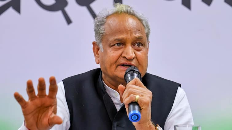 Ashok Gehlot On Rahul Gandhi Remarks At Congress Meeting After Haryana Election Defeat Bhupinder Hooda Kumari selja Jat vs Non Jat ABP Exclusive ‘Party Interests Must Prevail Over Personal Gains’: Gehlot On Rahul Gandhi’s Remarks After Haryana Poll Defeat